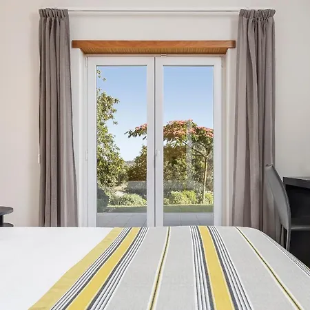 Vale Da Ribeira Residences Ośrodek wypoczynkowy 4*