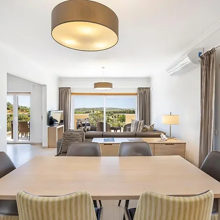 Vale Da Ribeira Residences 4*