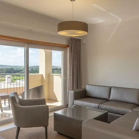 Vale Da Ribeira Residences Üdülőközpont 4*
