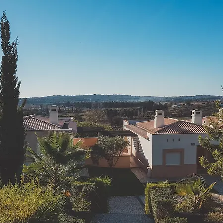 Vale Da Ribeira Residences 4*