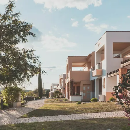 Vale Da Ribeira Residences