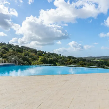 Rezort Vale Da Ribeira Residences 4*