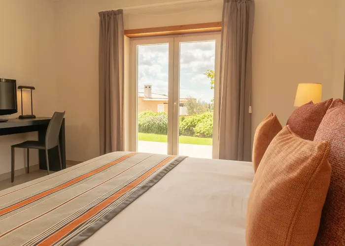 Vale Da Ribeira Residences Saragocal